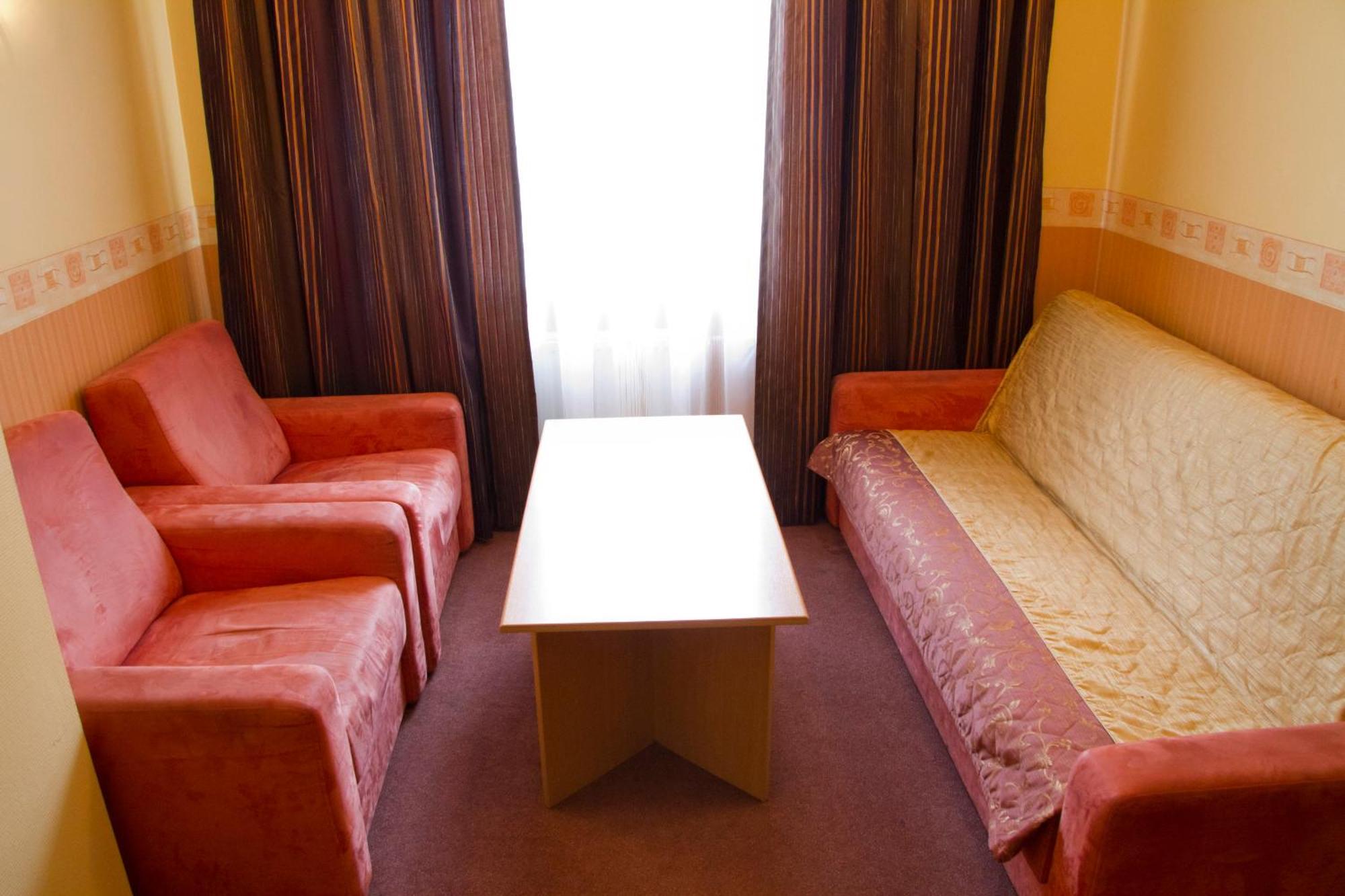 Hotel Iskra Rzeszów Eksteriør bilde
