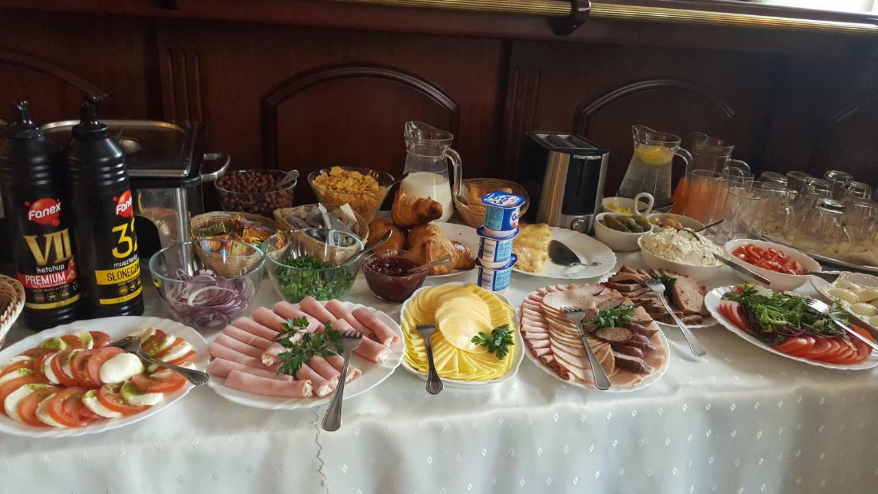 Hotel Iskra Rzeszów Eksteriør bilde