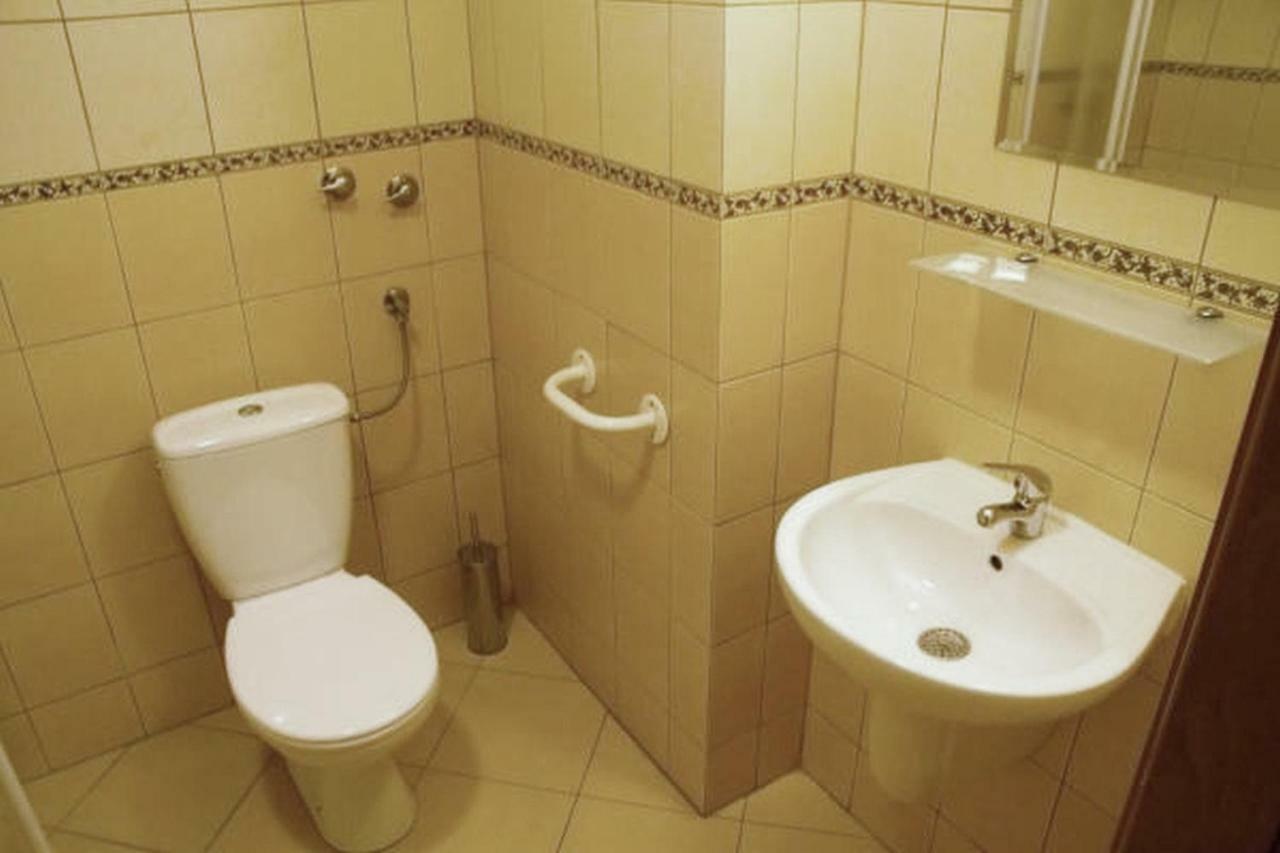Hotel Iskra Rzeszów Eksteriør bilde